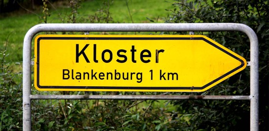 Kloster Blankenburg (Wegweiser)